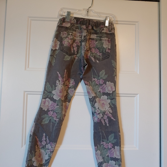 Children's Place floral print jeggings - Picture 3 of 4